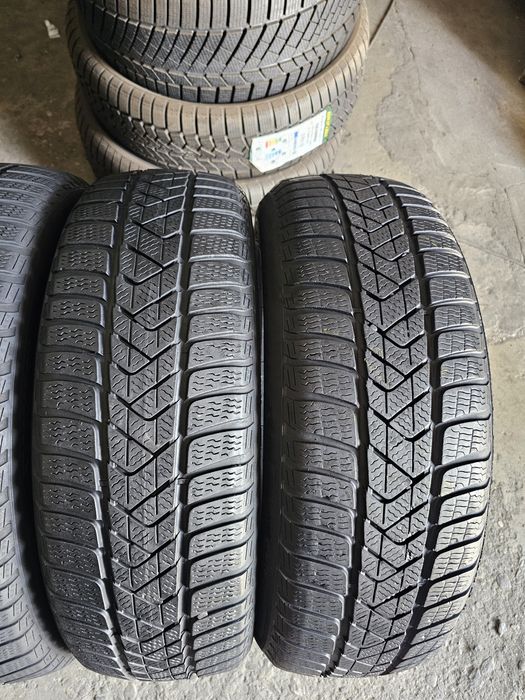 4 anvelope iarna 205 60 17 Pirelli Sottozero3