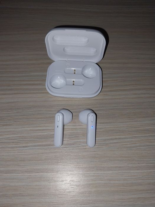 Casti audio true wireless ptr smartphone/tableta/laptop ,noi (earbuds)
