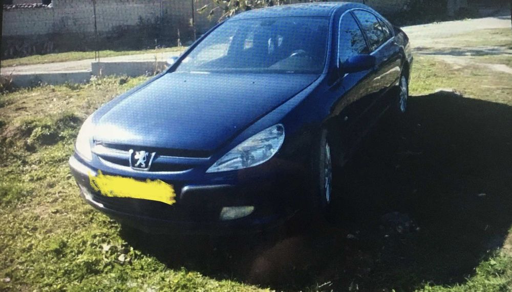 Продава се Пежо 607 на части