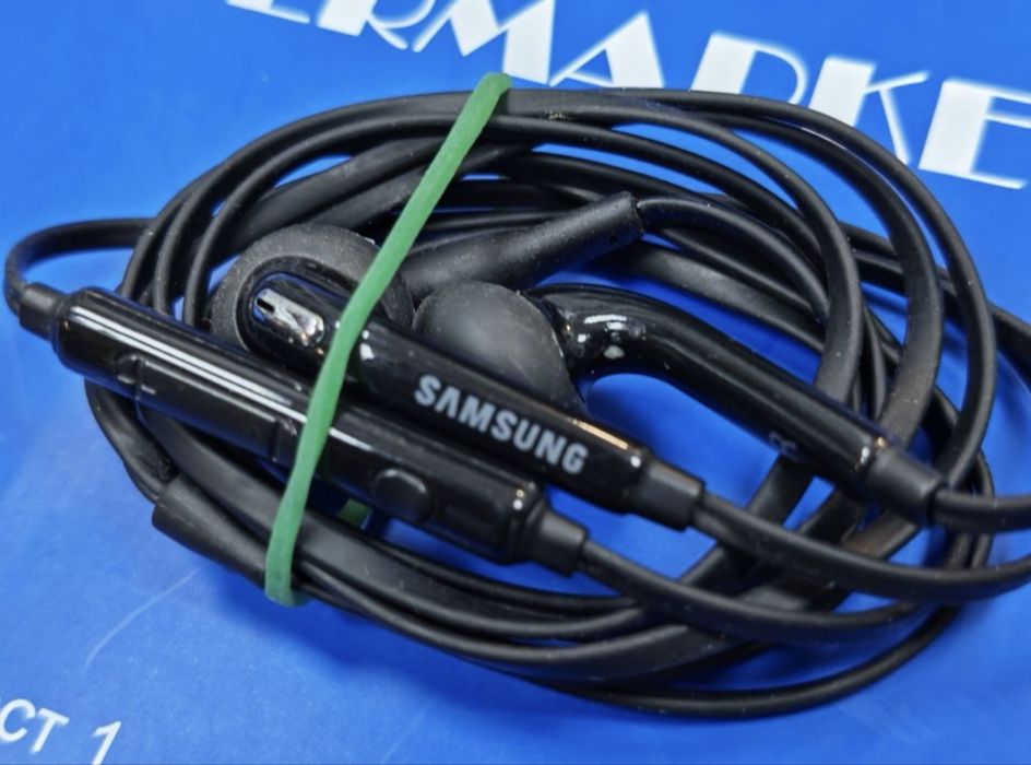 Слушалки SAMSUNG AUX черен