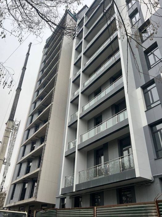 Новостройка состояние коробка, 4х комнатная 87,3м², охраняемый двор