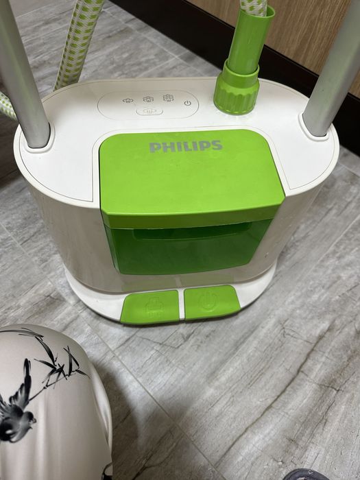Продам отпариватель Philips
