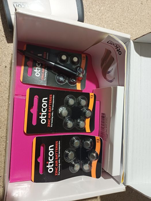 Слухов апарат Oticon