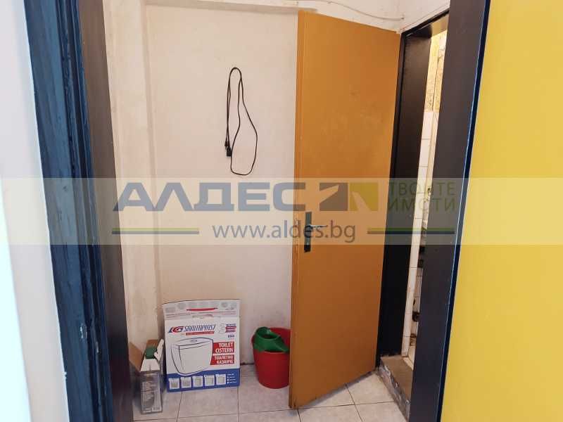 Дава се под наем Магазин в София, Център - 74 кв.м за 765 € - Снимка #8