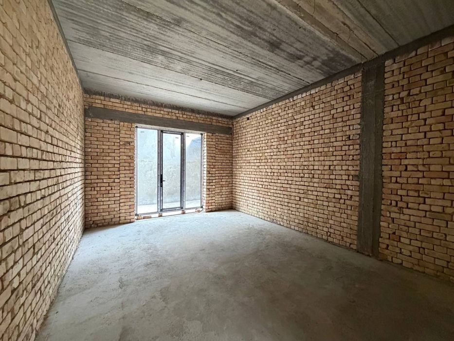 Хасанбай Продается Участок 3 сотки, 360м2. Фасад 9 метров. Коробка