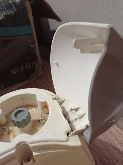 Кухонный комбайн продам