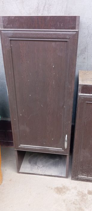 срочно продам кухоные шкафы хорошого качества
