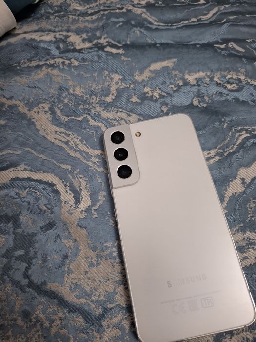 Samsung s22 идеал
