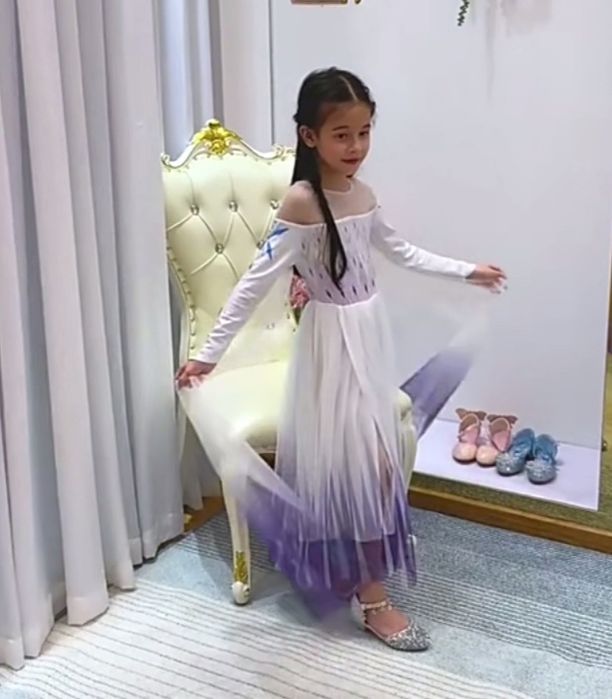 НАЛИЧНИ!!!Приказна рокля на Елза от Frozen 2+подарък КОРОНА!