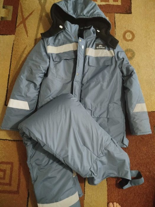 Продам костюм зимний, спецовка