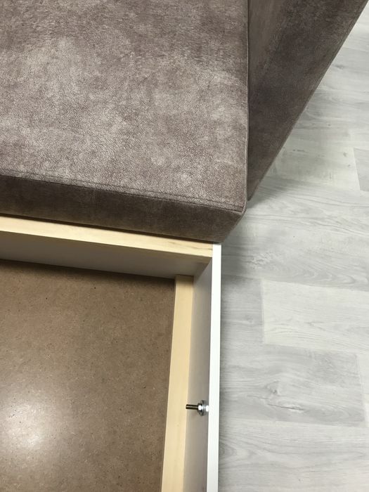 Продам Диван выдвижной