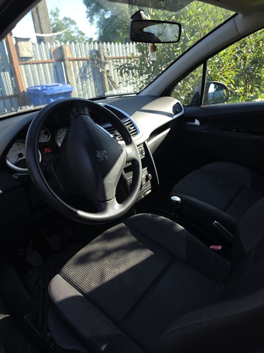 Peugeot 207 1.4 benzina an 2010, 177.152km
