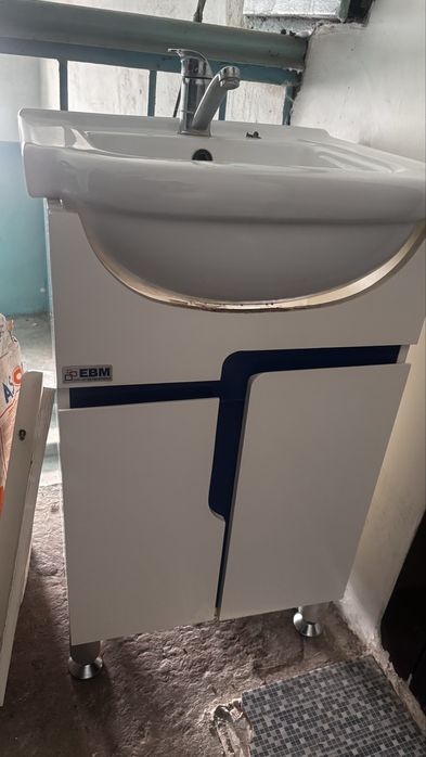 Тумба с раковиной