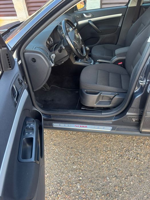 Vând Skoda Octavia Scout 4x4 Euro 5 ! 2.0 Tdi