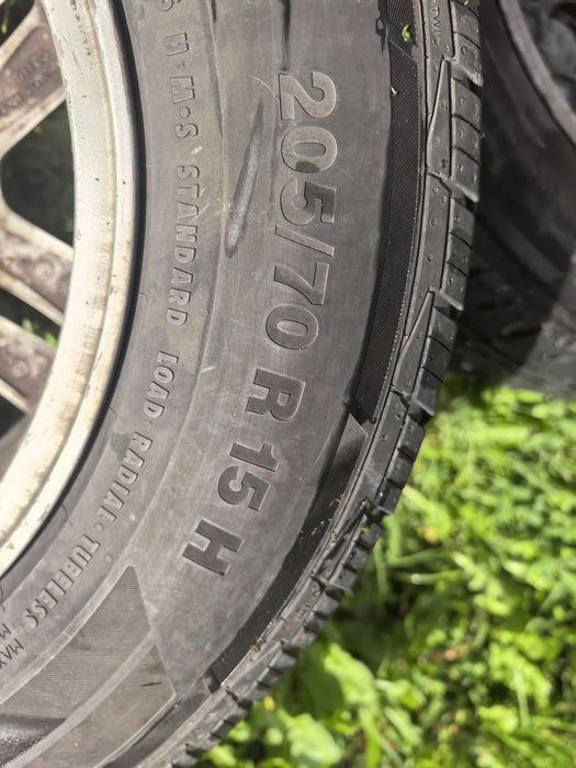 Honda лети джанти 15-ки, 15X6JJ 50, с гуми Continental ContiCrossContact LX 2, 205/70 R 15 H