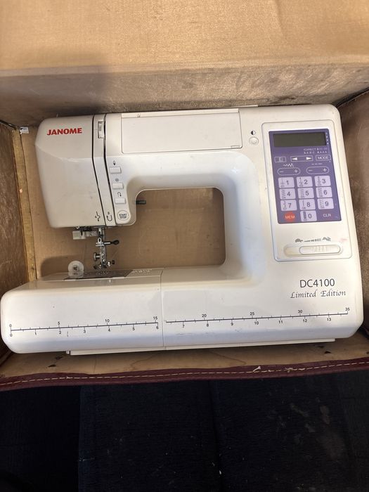 Masina de cusut janome DC 4100 limited edition