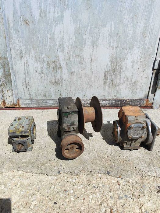 Продам редукторы