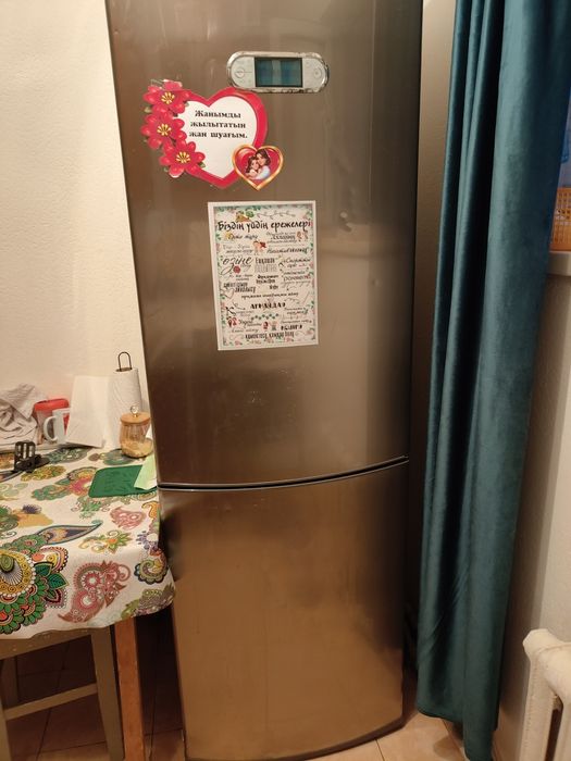 Продам холодильник