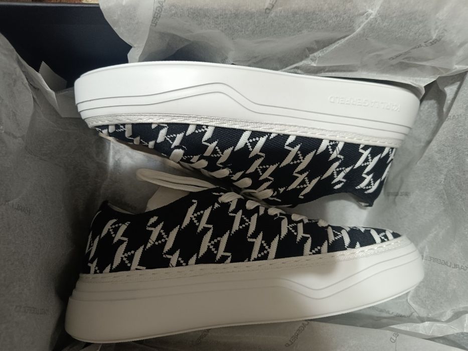 Adidași Karl Lagerfeld