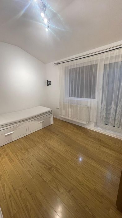 Apartament 55mp  de vânzare