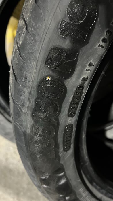 Шины летние Continental 235 50 R19