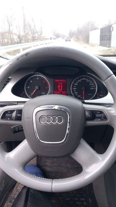 Vând aundi a 4 din 2011