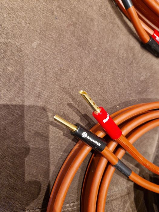 Кабели Van den Hul за озвучителни тела / тонколони