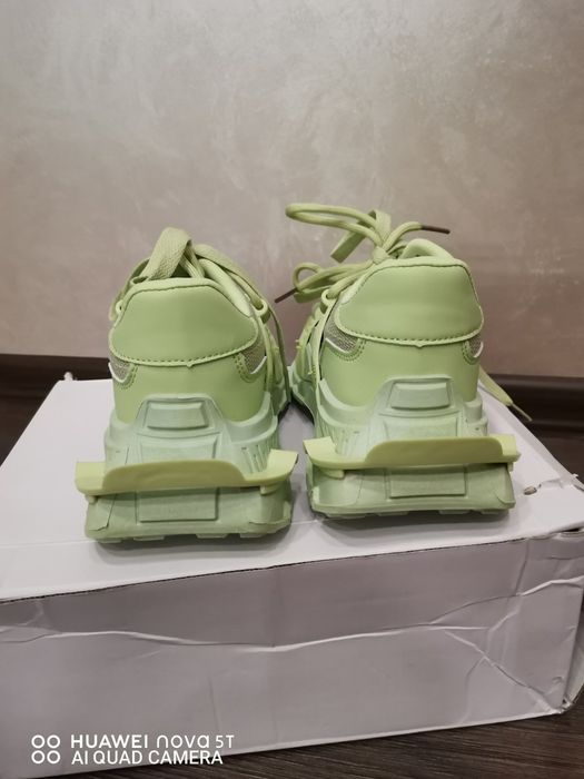 Дамски маратонки