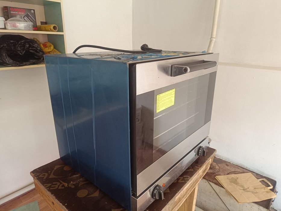 Духовка Smeg конвекционная