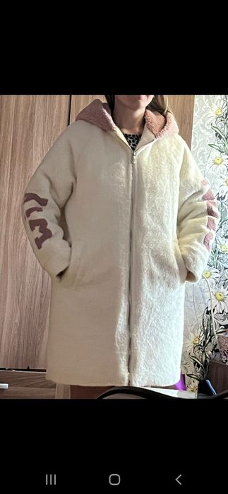 Продам   пальто для девочек