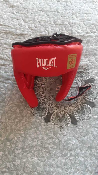 Продаю детский боксерский костюм