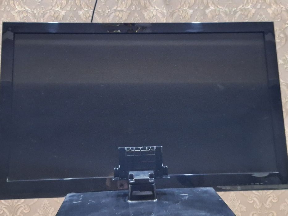 LG телевизор LED