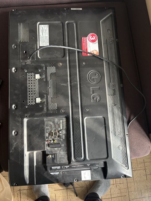 LG телевизор продам