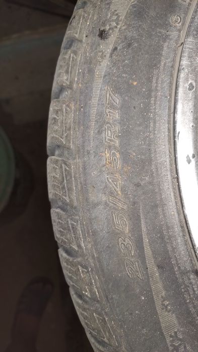 Алуминиеви джанти 17" + зимни гуми 235/45