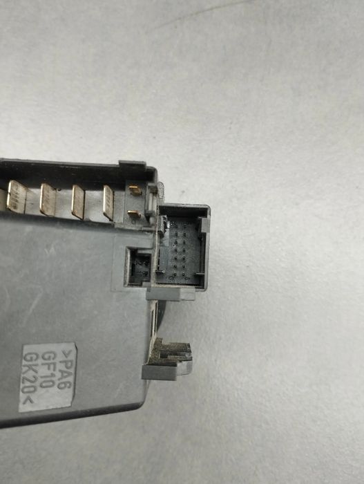 Contact parte electrica 210 545 02 08 Mercedes-Benz E-Class 1999
