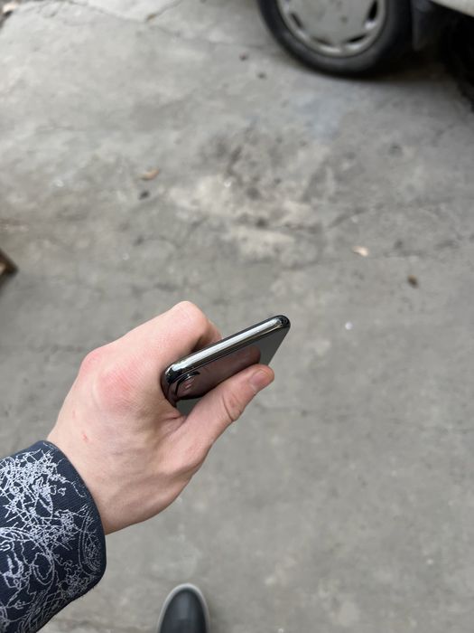 Iphone x srochna sotiladii