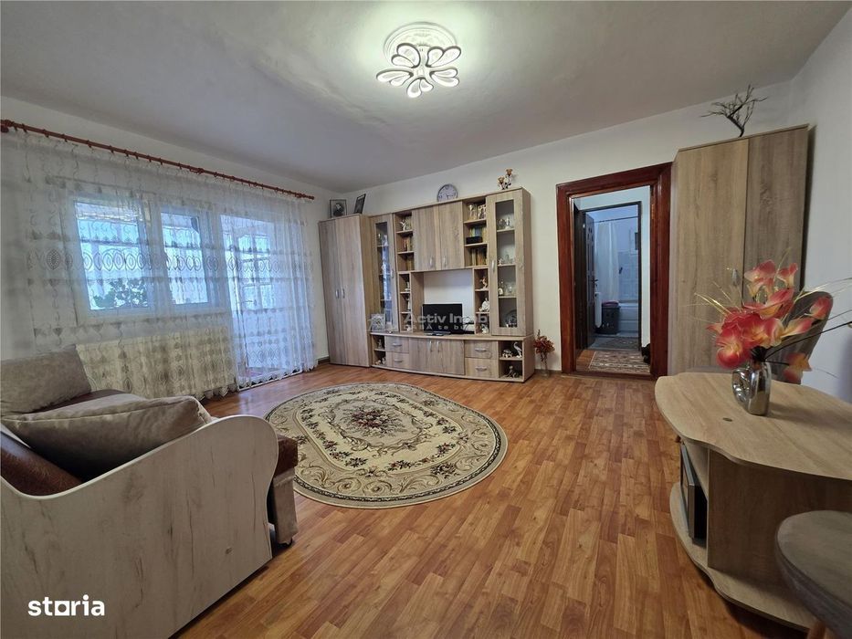 2 camere, renovat, mobilat, 56 mp, etaj 4, zona Pod