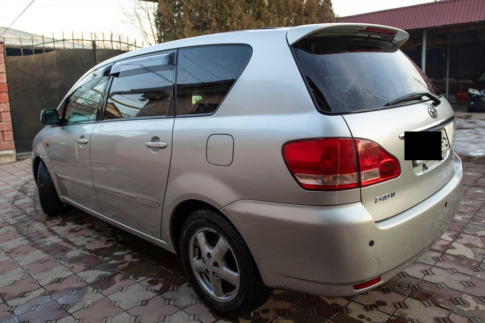 Toyota Ipsum, 2001, на российском учёте