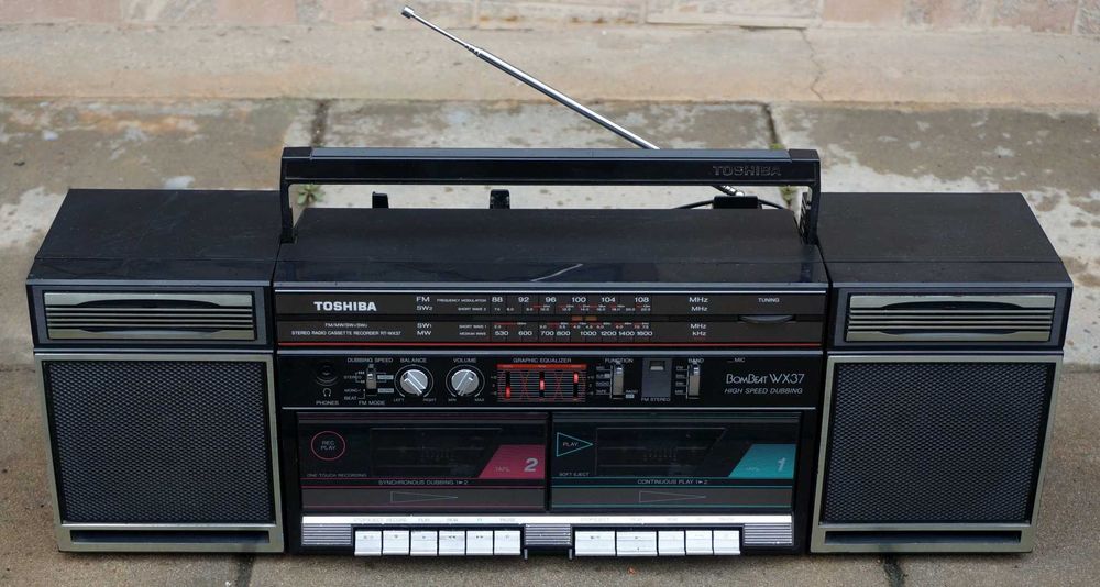 Сервизирани радиокасетофони,в отлично състояние