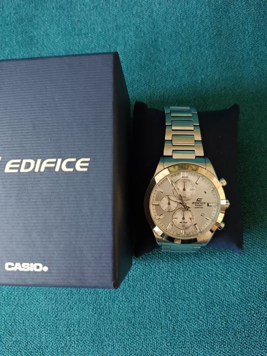 Часы. Casio EDIFICE
