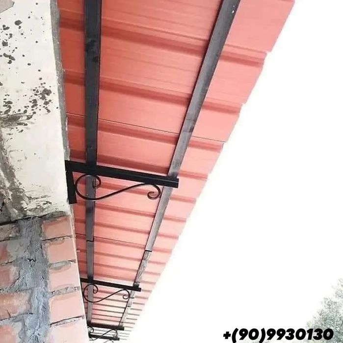 Устанавливаем над оконных козырьков и роликов для сушки белья