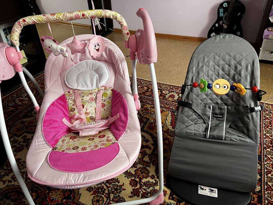 Продам электрическую качелю и жезлонг