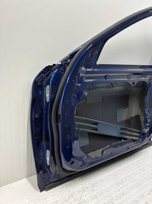 Предна дясна врата БМВ Г30 Г31 BMW G30 G31
