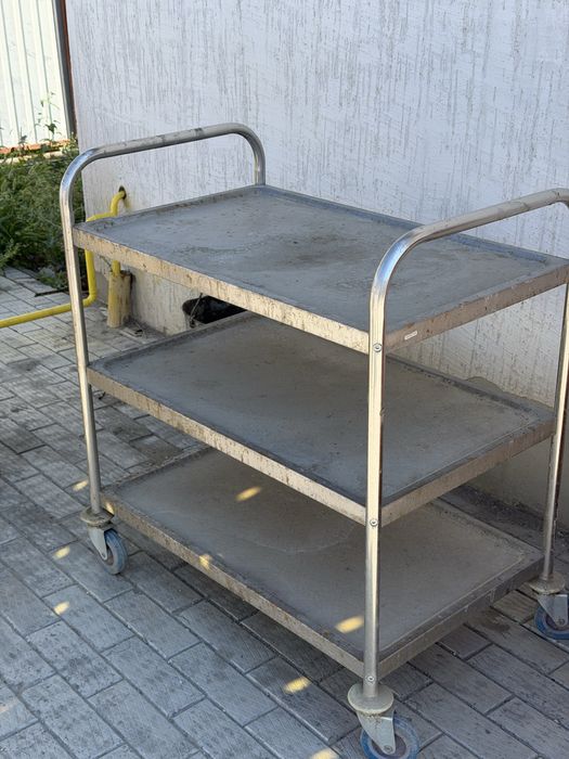 Стол разделочный. Полки Нержавеющяя сталь