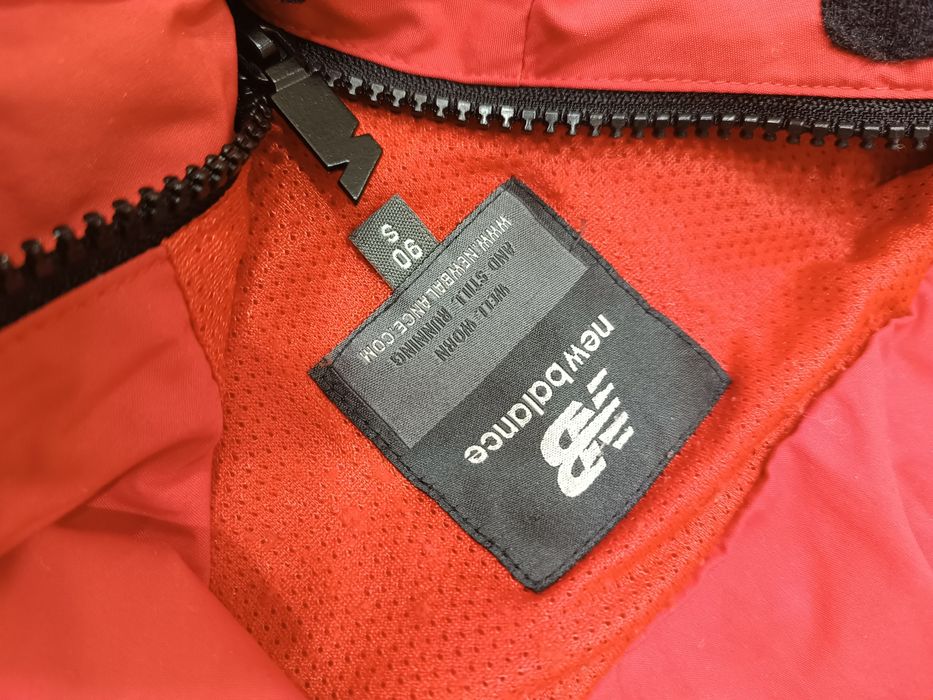 Ветровка New balance