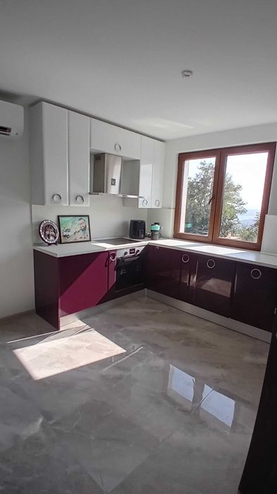 Дава се под наем Етаж от къща в Варна, Възраждане 3 - 85 кв.м за 76.5 € - Снимка #8