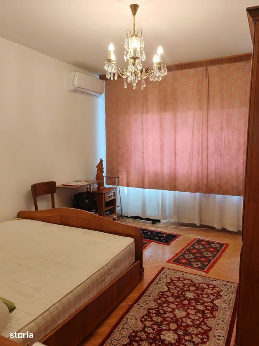 Apartament 4 camere, balcon, Drumul Taberei