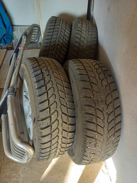 Запчасти для мерседеса разные