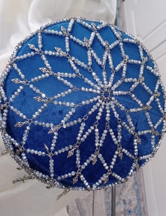 Тика, головной украшение.