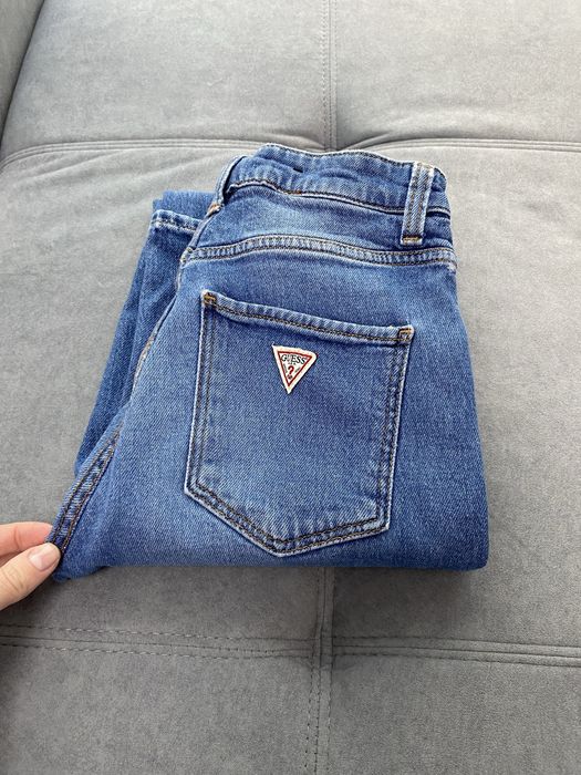 Blugi dama Guess masura 26